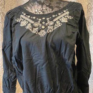 LAST CALL!! Nine West Black Embroidered Peasant Blouse, M